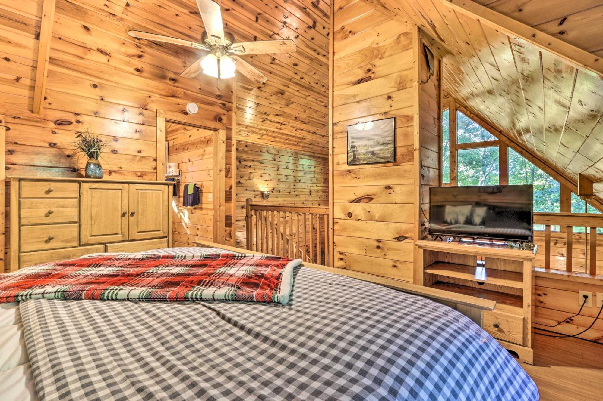 Cozy Mountain Cabin In Perfect Location Sevierville Luaran gambar