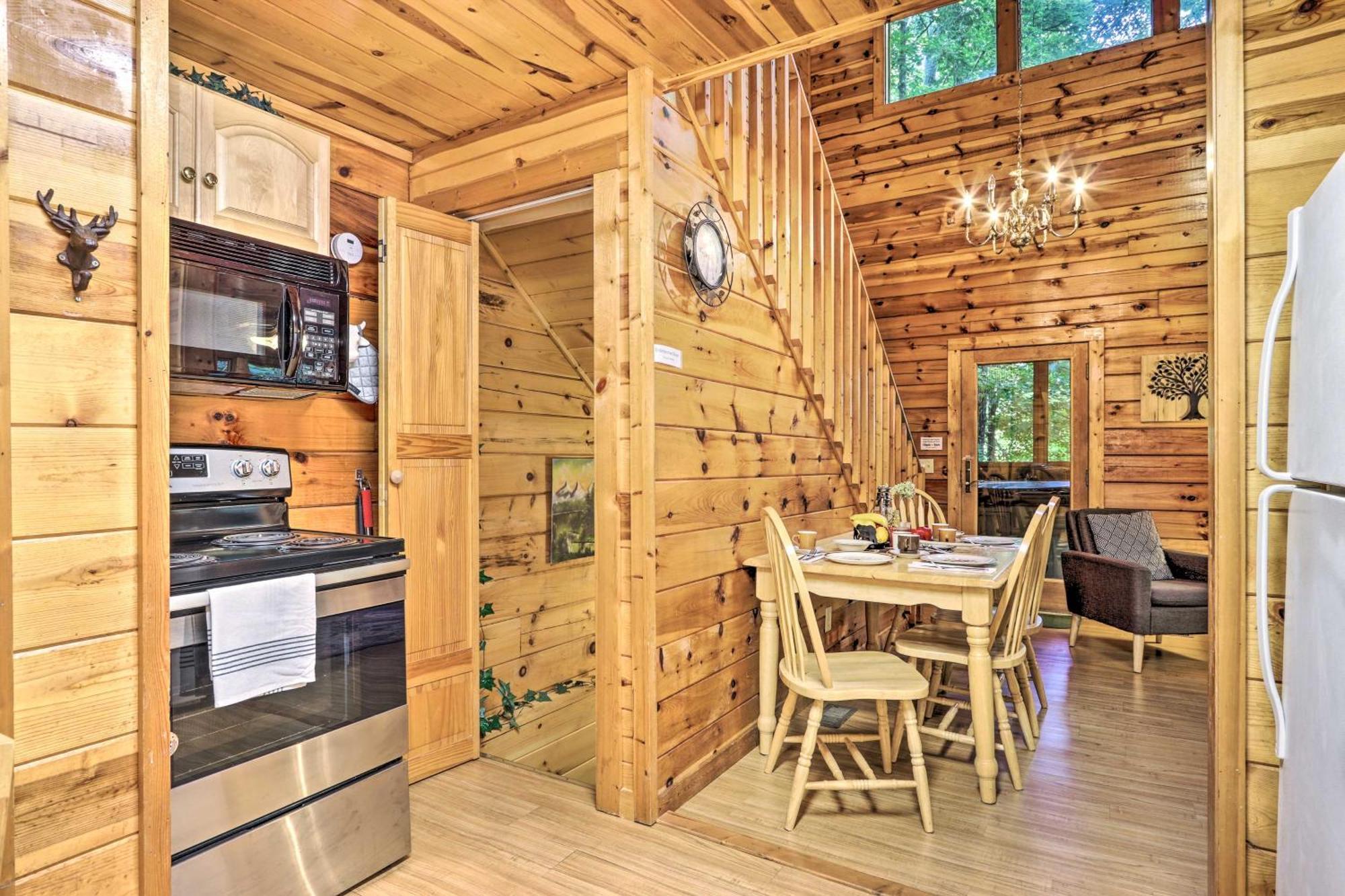 Cozy Mountain Cabin In Perfect Location Sevierville Luaran gambar